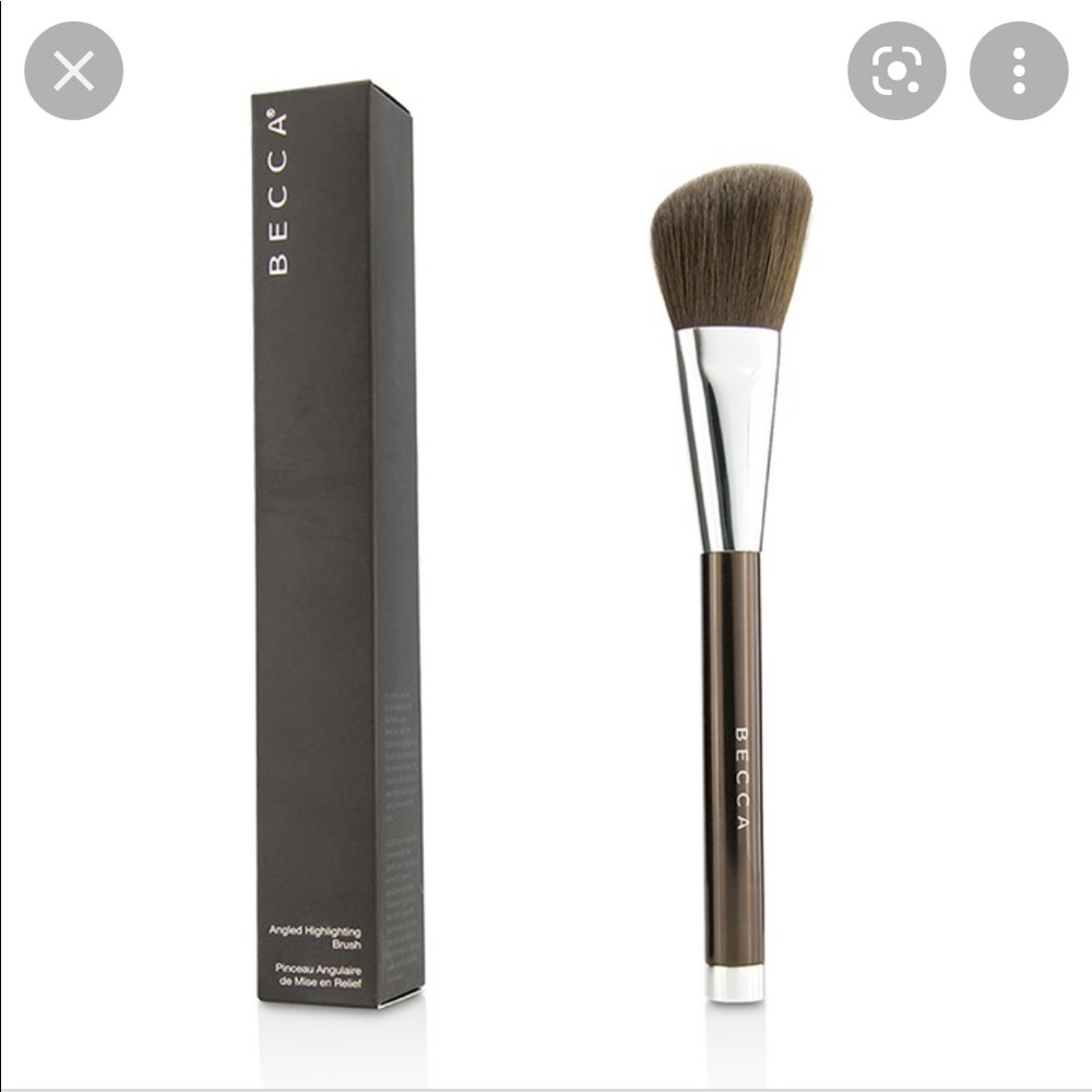 Brand New, Becca Cosmetics, Angled highlighting brush